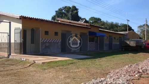 POUSADA COM SALÃO EM PALMEIRAS