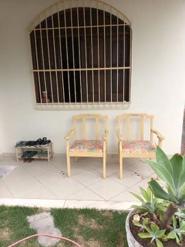 CASA MOBILIADA NO MELHOR BAIRRO DA CIDADE