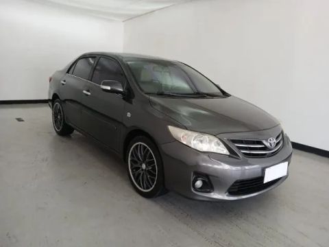 Toyota Corolla altis/a.premiu. 2.0