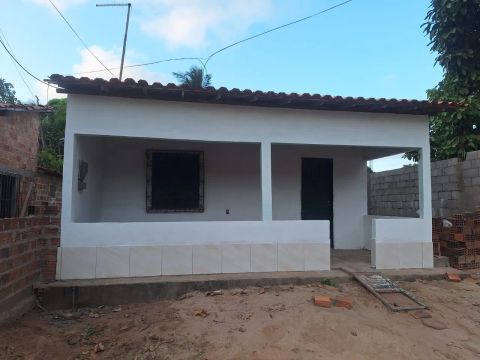 Vendo mini sitio localizado na raposa mede 10de frente por 50metros de fundo 