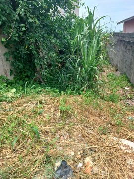 Vendo ou troco terreno no Jardim Sao Jose perto do Santa Inês
