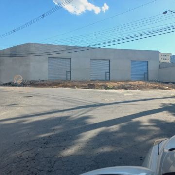 Galpão Comercial de 99m² para Locação em Jacareí-SP, Jardim Santo Antônio da Boa Vista: 1 