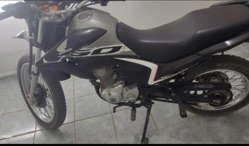 Vendo ou troco por carro