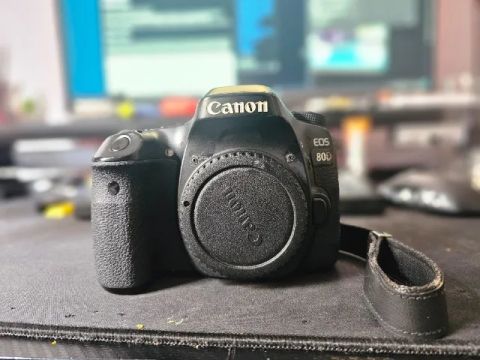 Canon 80D