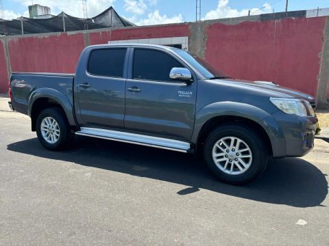 HILUX 2013/2013