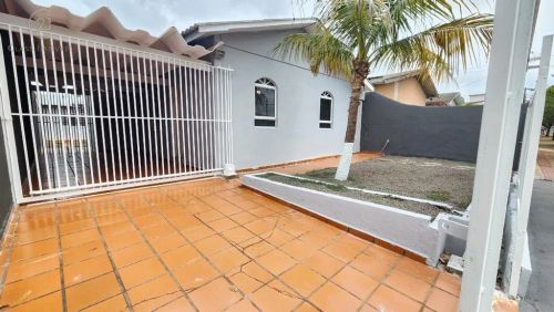 Casa para alugar em Londrina, Parque Residencial Joaquim Toledo Piza, com 4 quartos, com 1