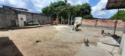 Vendo esse Terreno Privativo com mais de 340m² á Poucos Metros da Av. das Flores