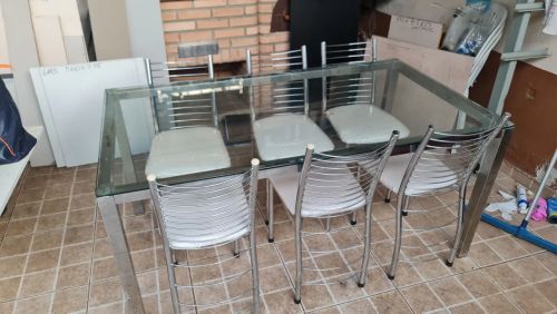Mesa de Jantar em Vidro Temperado com 6 Cadeiras