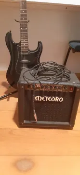 KIT Guitarra e Cubo (Usado)
