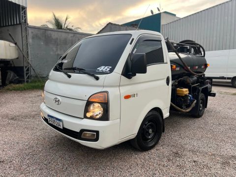 Caminhão tanque a venda 