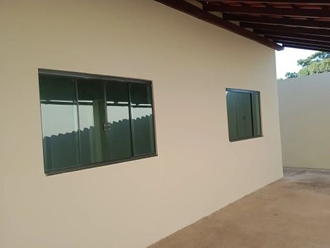 Alugo casa de 3 quartos em Luziania no bairro Parque Alvorada 1