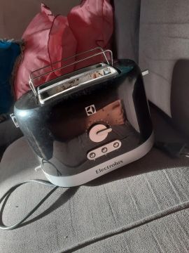 Torradeira Electrolux - Usada
