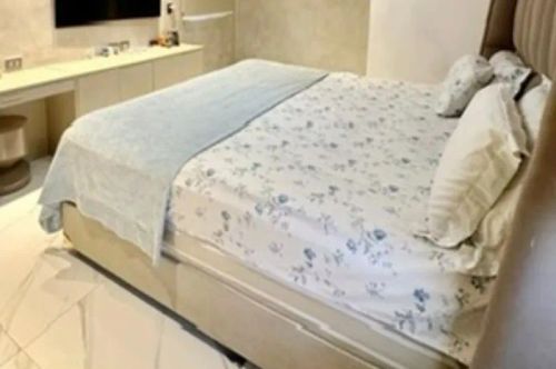Cama super king usada 