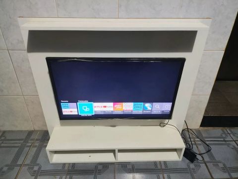 TV LED  Samsung 32 polegadas Smart com painel 