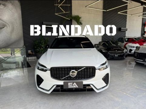 Volvo Xc60 Ultimate dark branco 2024 BLINDADO