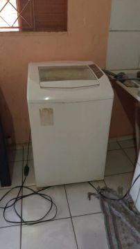 Máquina de Lavar Automática