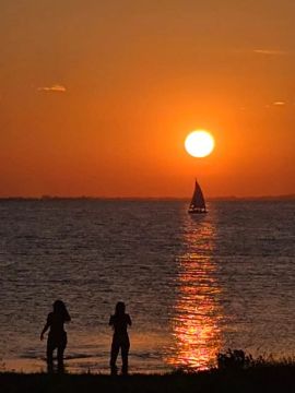 Alugo Araruama TEMPORADA,  Natal, Carnaval, feriados, finais de semana .Á um pulo da lagoa