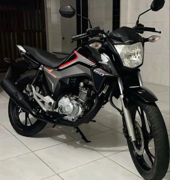 Honda Titan 160 preta seminova em até 32x