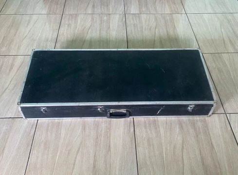 Case para teclado 250,00 reais 