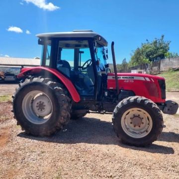 TRATOR MASSEY FERGUSON 4275 4X4 ANO 2012