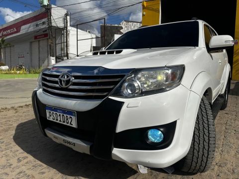 Hilux Sw4 3.0 diesel 2015