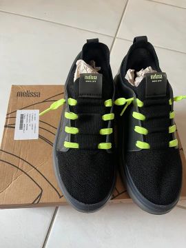 Tênis Melissa Space Love Preto com Detalhes em Verde