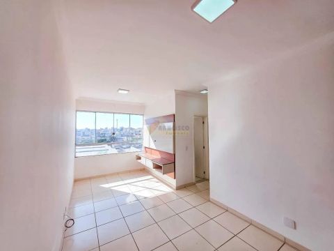 Apartamento à venda, 2 quartos, 1 vaga, Planalto - Divinópolis/MG