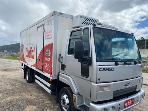 Cargo 819