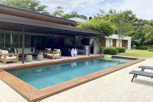 Casa térrea na Reserva dos Ipês