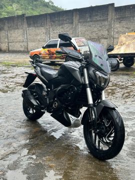 BAJAJ DOMINAR 400 