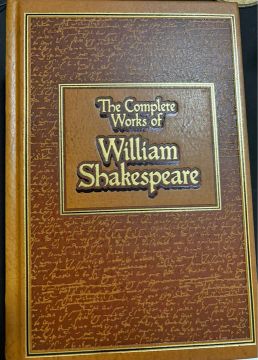 Livro Obras Completas de William Shakespeare - Capa Dura