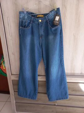 Calça Jeans Flare Azul pantalona retrô Tam 48
