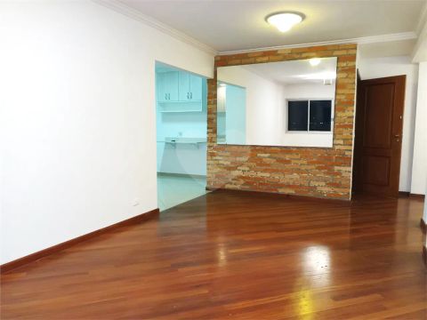 Apartamento com 3 quartos para locação em Sumarezinho - SP