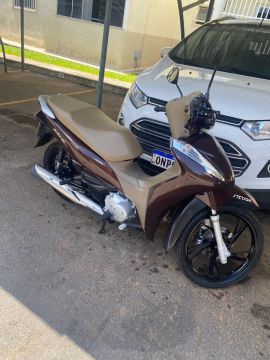 Biz 2022 muito nova 16.000$