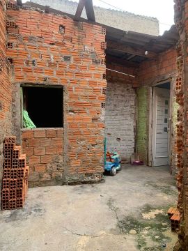 VENDO, ALUGO OU TROCO CASA EM REFORMA!!!