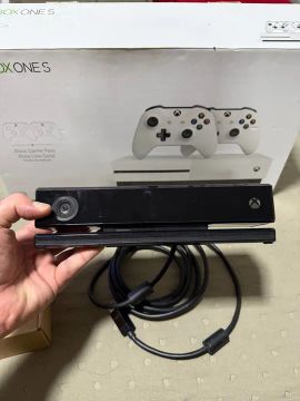 Kinect Xbox One S 
