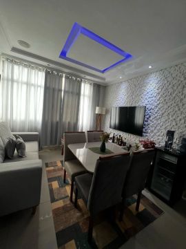 Vendo apartamento mobiliado c/2 quartos e área externa. 1? andar 