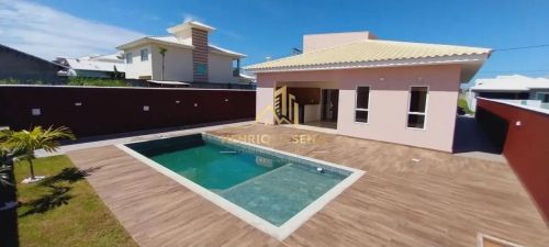 Casa fino acabamento, piscina, churrasqueira, com 03 quartos, Condomínio Blue Garden