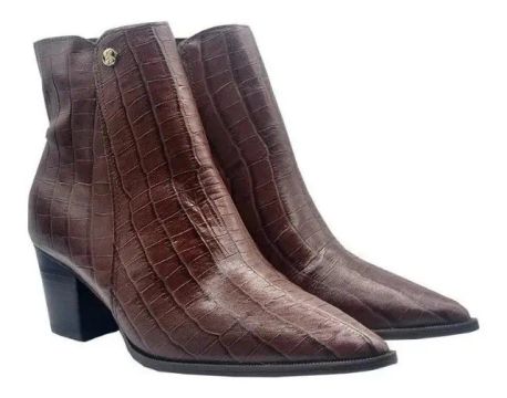 Bota Couro Feminina Cano Curto Salto Baixo Bottero! Número 39