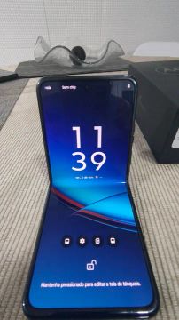 Smartphone Razr 40 ultra - Novo