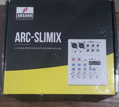 Mesa de Som 4 Canais Arcano ARC-SLIMIX