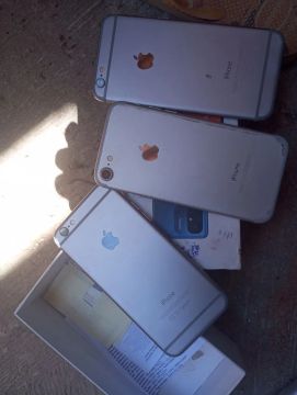 3 iPhones para venda 100$