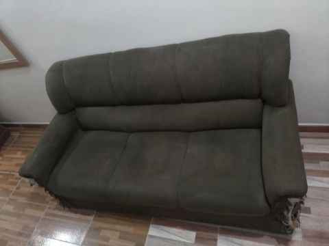 Sofá 3 lugares em ótimo estado