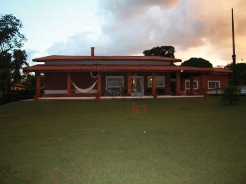 Casa em condomínio - 1.227 m² - 5 dormitórios (2 suítes) - terreno 5.200 m2 - Venda por R$