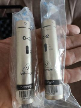 Par de Microfones Condensadores Behringer C-2