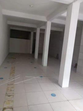 Ponto para alugar por R$ 2.000,00/mês - Lobato - Salvador/BA