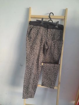 Calça cós alto tam: 42