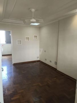 Apartamento a Venda no Conjunto Champs Elysees - Centro