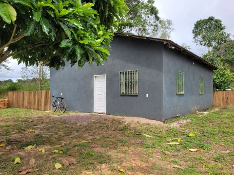Chácara com casa nova próximo da cidade.