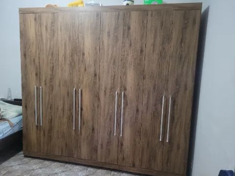 Guarda roupa 6 portas semi novo